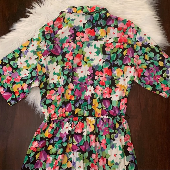 Vintage Floral Button Down Dress - Picture 6 of 8